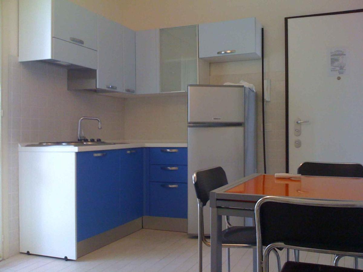 Apartment In Marina Di Massa - Toskana 24103 Esterno foto